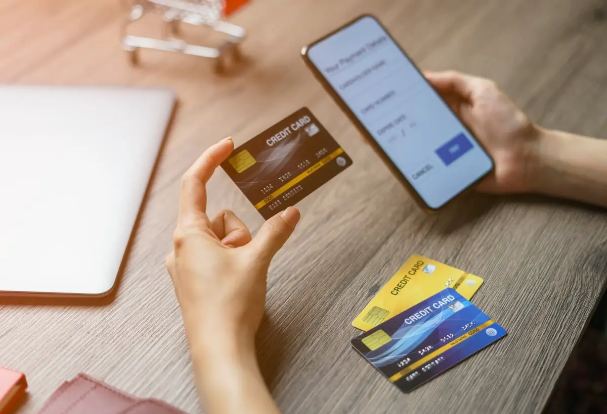 Os 7 Melhores CartÃµes de CrÃ©dito Sem Anuidade em 2025: BenefÃ­cios, Requisitos e Como Solicitar